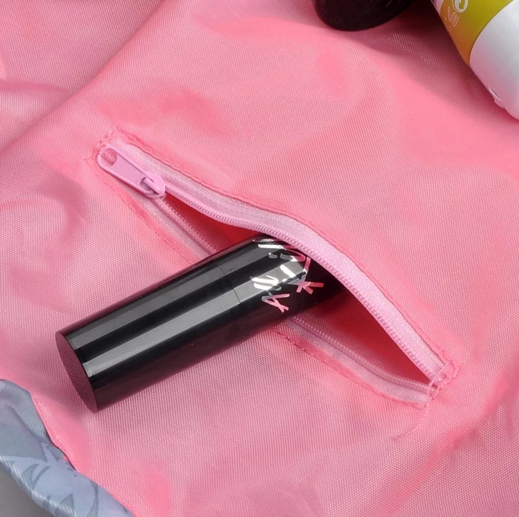 GlamPouch Keep Your Makeup Organized & Within Reach